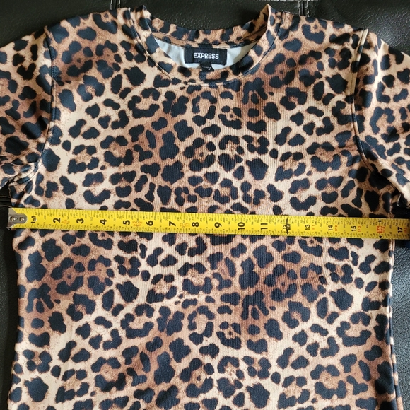 EXPRESS Leopard Print Shirt - Picture 3 of 6